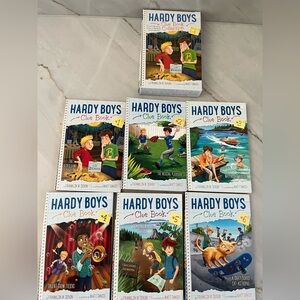 Hardy Boys Clue Book Set